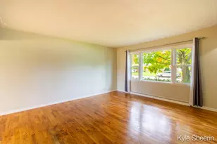 4349 Billmar St SW, Grandville, MI 49418 - Photo 4