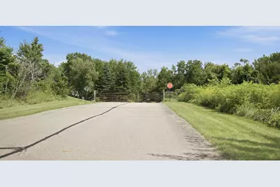 2686 W Lakeland Drive, Berrien Springs, MI 49103 - Photo 4