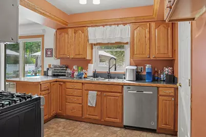 10211 Almena Drive, Kalamazoo, MI 49009 - Photo 4