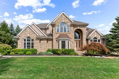 22390 Diamond Court, Farmington Hills, MI 48335 - Photo 1