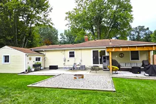 7685 Metz Dr, Shelby Twp, MI 48316 - Photo 20