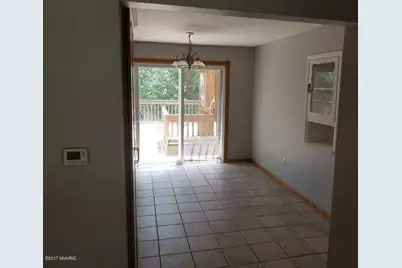 1286 Katrina Drive SE, Kentwood, MI 49508 - Photo 4
