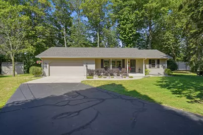 70070 2nd Avenue, South Haven, MI 49090 - Photo 2