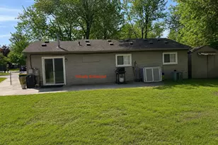41900 Arthur St, Belleville, MI 48111 - Photo 4