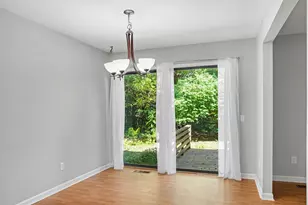 235 Durness Ct, Kalamazoo, MI 49006 - Photo 8