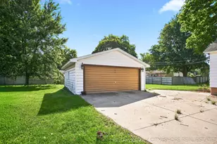 217 N Franklin St, Zeeland, MI 49464 - Photo 44