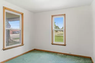 217 N Franklin St, Zeeland, MI 49464 - Photo 24