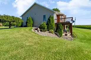 707 Tulip Dr, Three Oaks, MI 49128 - Photo 44