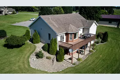 707 Tulip Drive, Three Oaks, MI 49128 - Photo 2