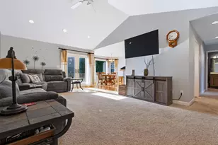 707 Tulip Dr, Three Oaks, MI 49128 - Photo 6