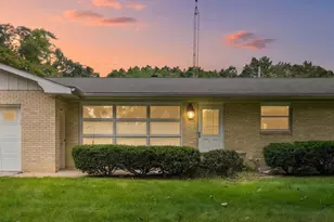 2197 Ann Dr, Saint Joseph, MI 49085 - Photo 1