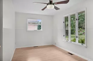 2197 Ann Dr, Saint Joseph, MI 49085 - Photo 16