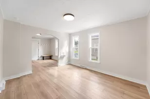 1031 Hamilton Ave NW, Grand Rapids, MI 49504 - Photo 8