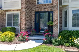 5994 Cedar Ridge Dr, Ann Arbor, MI 48103 - Photo 4