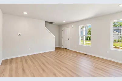 1005 Vertex Circle, Kalamazoo, MI 49007 - Photo 2