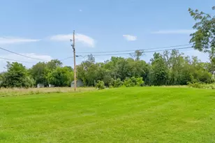 2759 N M-140, Watervliet, MI 49098 - Photo 30