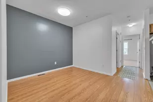 1021 Maiden Ln, Ann Arbor, MI 48105 - Photo 14