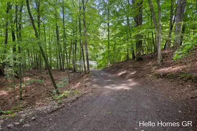 8000 Cascade Road SE, Ada, MI 49301 - Photo 4