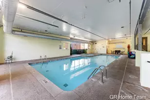 105 W Danaher St, Ludington, MI 49431 - Photo 44
