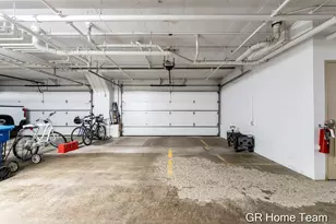 105 W Danaher St, Ludington, MI 49431 - Photo 40