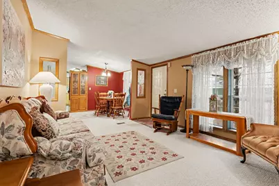 15877 Cottonwood Avenue, Cedar Springs, MI 49319 - Photo 2