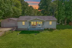 11441 Crampton Rd, Hillsdale, MI 49242 - Photo 2