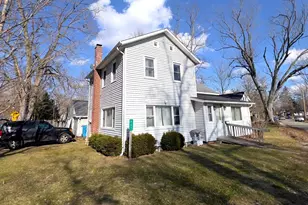 407 Barry St, Colon, MI 49040 - Photo 2