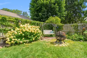 2411 Waite Ave, Kalamazoo, MI 49008 - Photo 10