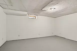 523 Della St, Portage, MI 49002 - Photo 22