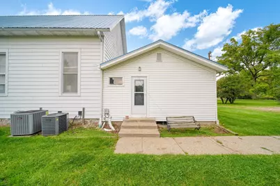 106 E Commercial Street, Brooklyn, MI 49230 - Photo 28