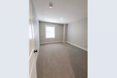 21163 Capital Avenue NE, Battle Creek, MI 49017 - Photo 12