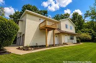 21163 Capital Ave NE, Battle Creek, MI 49017 - Photo 2