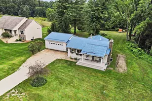 538 108th St, Caledonia, MI 49316 - Photo 2
