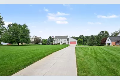 4234 Lori Lynn Lane, Whitmore Lake, MI 48189 - Photo 4