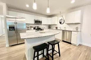 4273 Highpoint Dr, Wayland, MI 49348 - Photo 2