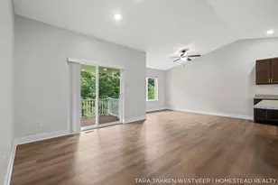 1266 S Village Cir, Kalamazoo, MI 49009 - Photo 8