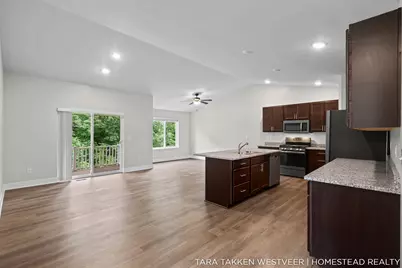 1266 S Village Circle, Kalamazoo, MI 49009 - Photo 6