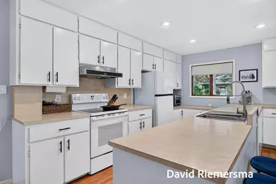 14254 Green Street, Grand Haven, MI 49417 - Photo 12