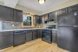 8720 N Cochran Rd, Grand Ledge, MI 48837 - Photo 8