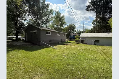 9470 Peck Road, Greenville, MI 48838 - Photo 8