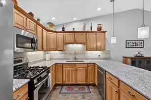 2949 Harmony Ct SW, Wyoming, MI 49519 - Photo 8