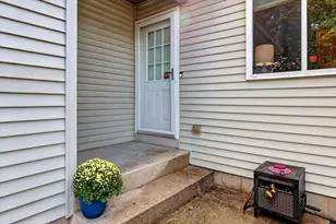 2949 Harmony Ct SW, Wyoming, MI 49519 - Photo 4
