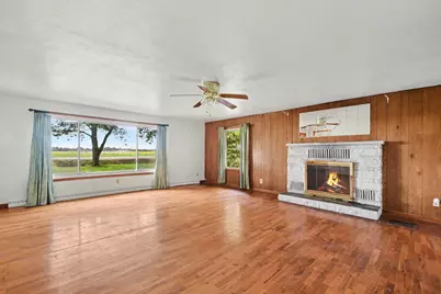 21648 E Us-12, Edwardsburg, MI 49112 - Photo 10