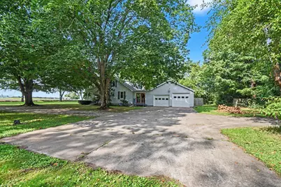 21648 E Us-12, Edwardsburg, MI 49112 - Photo 6