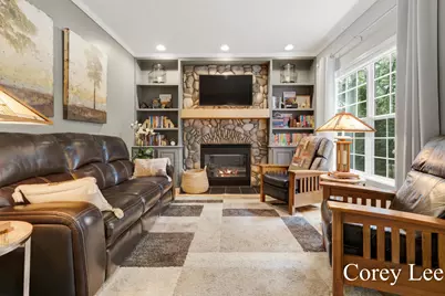 8484 Rocky Pines Drive NE, Rockford, MI 49341 - Photo 12