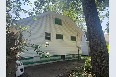 2401 Baker Street, Muskegon Heights, MI 49444 - Photo 24