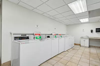 15 E Kirby Street #426, Detroit, MI 48202 - Photo 38