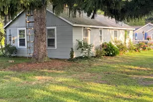 17500 174th Ave, Spring Lake, MI 49456 - Photo 2