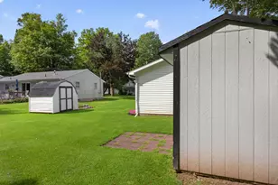 131 N Concord St, Concord, MI 49237 - Photo 46