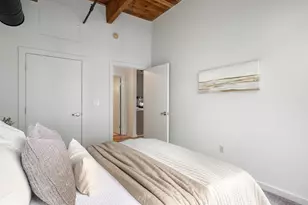 940 Monroe Ave NW, Grand Rapids, MI 49503 - Photo 14